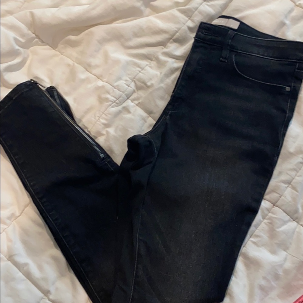 EUC- Athleta Skulptek Ultra Skinny Jeans - 6